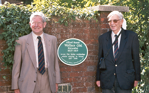 Richard & John Wallace in 2005. Copyright Janet Beccaloni
